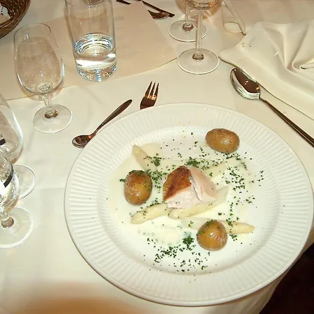 Hotel Zur Windmühle Restaurant - *