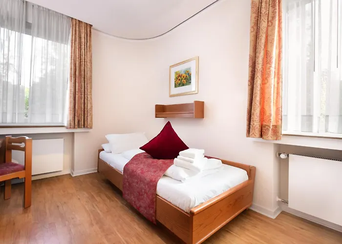 Zur Windmuehle Restaurant - فندق